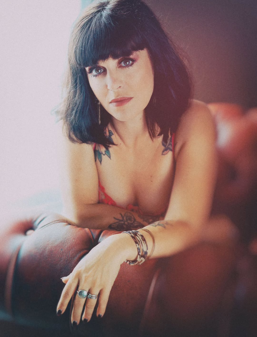 Portrait of Elektriss de la Vega in pastel tones